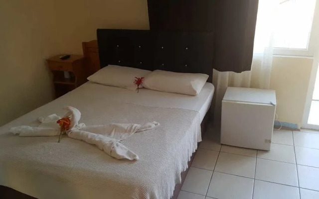 Deniz Hotel