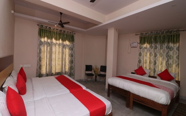 OYO 14898 Hotel Dwarika