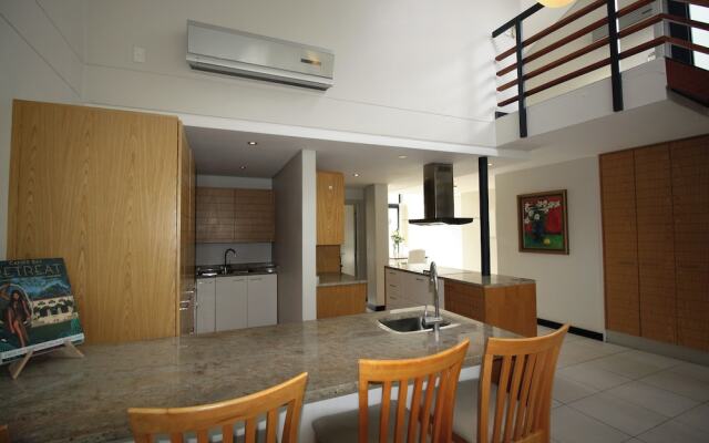 Three Bedroom Apartment in Camps Bay
