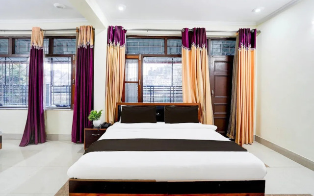 Blissful Mountain View Near Mall Road