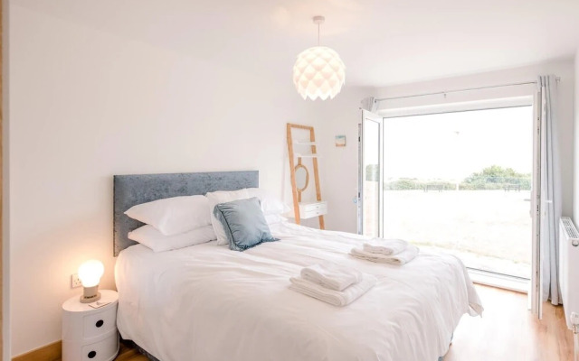 4 Sea View Walk, Pakefield