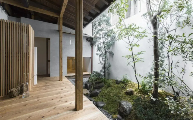 A day in khaki khaki Guesthouse