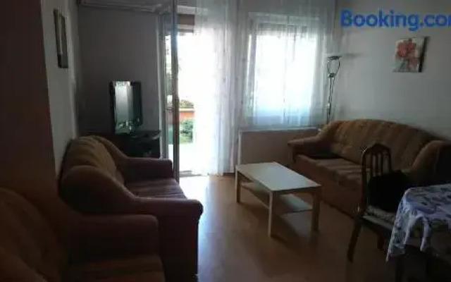 Villa Palazzo Apartments