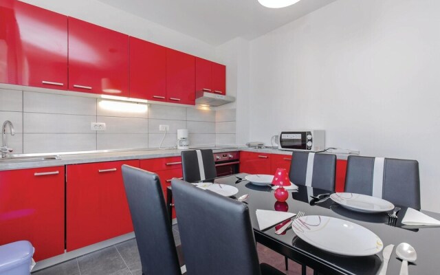 Beautiful Home in Jadranovo With Wifi and 4 Bedrooms