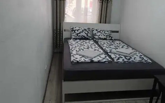 Enkplatz U3- Affordable 5BR shared Apt.