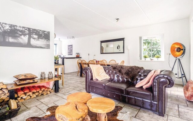 Awesome Home in Lunteren With 4 Bedrooms, Wifi and Sauna