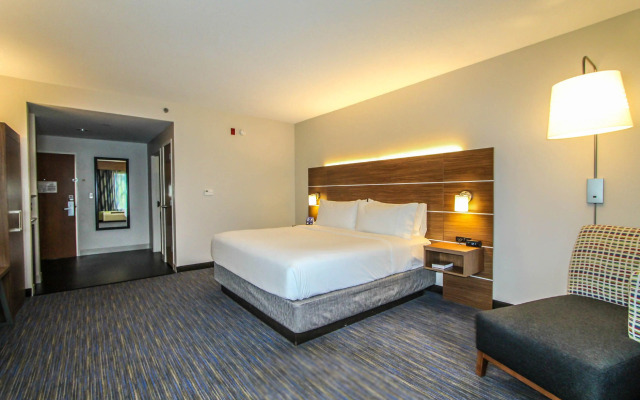 Holiday Inn Express Hotel & Suites Charleston-North by IHG