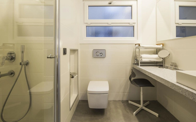 Standing Hotel Suites