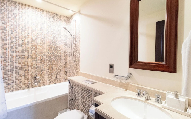 Reehan 1 - Happy Season - 2BR - Downtown
