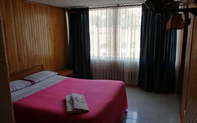 Hostal El Plaza