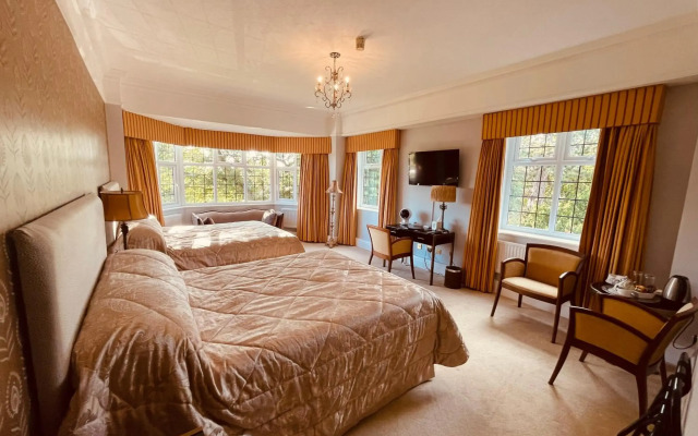 Nuthurst Grange Country House Hotel