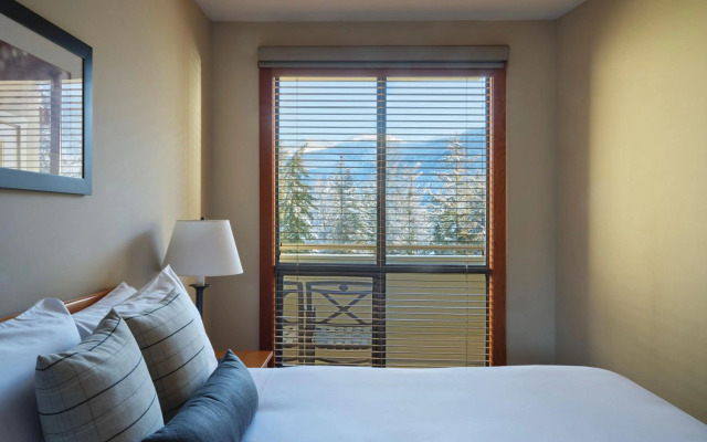 Pan Pacific Whistler Mountainside