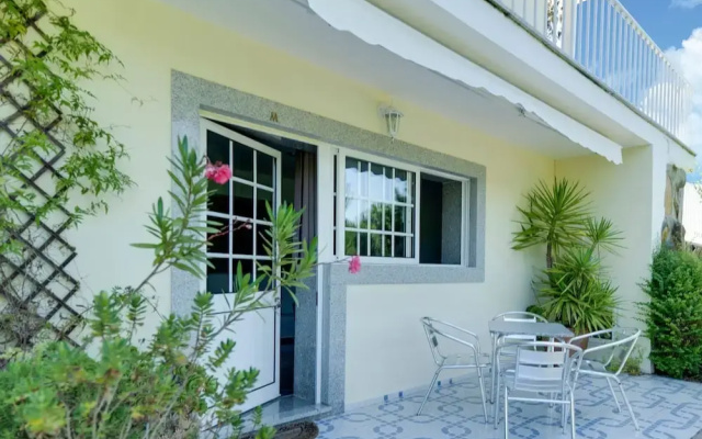 Upscale Villa With Swimming Pool and Terrace