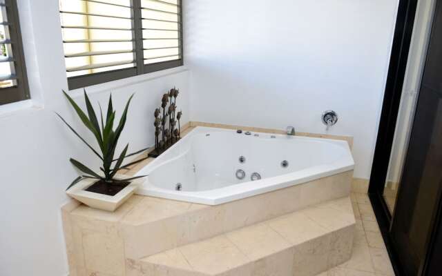 Noosa Water Views