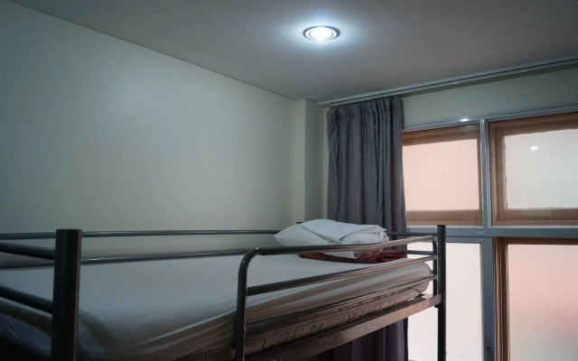 790 on George Backpackers