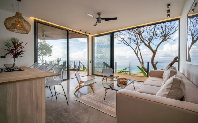 Seataya Oceanview Luxury Villas