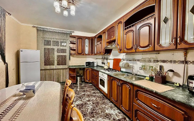 Дом на переулке Буачидзе 2