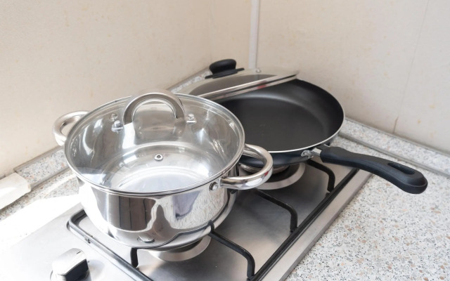 Апартаменты Комфорт на улице Бутлерова 60