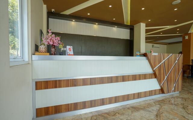 OYO 1727 Hotel 929