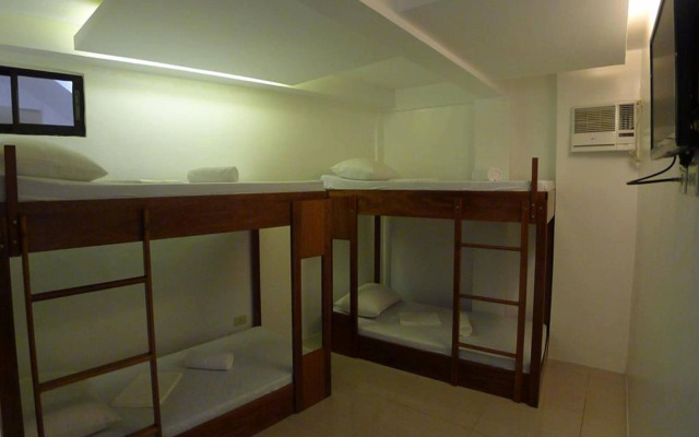 Runway Suites