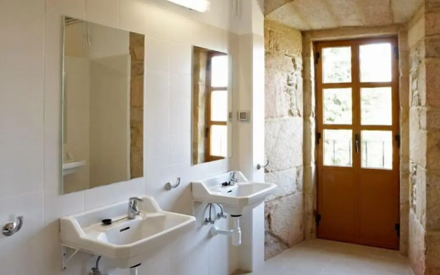 Albergue Monasterio de La Magdalena - Hostel