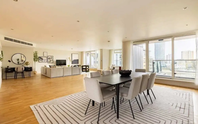 The Riverside Residence - 3bdr Flat With Balcony