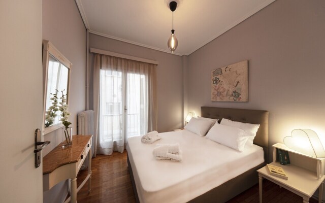 3 Bedroom Apt Near Acropolis Museum by Villarentals.Gr