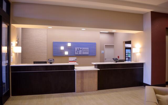 Holiday Inn Express & Suites Denver South - Castle Rock by IHG