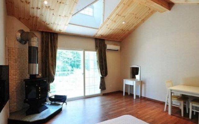 Hills 5 Resort