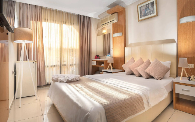 Temple Hotel