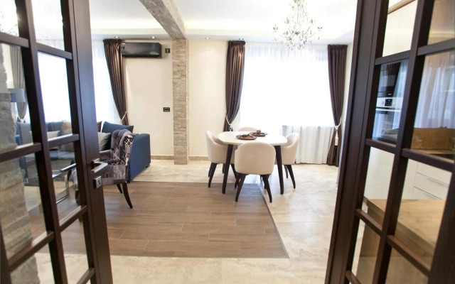 Belgrade's 1st class apartment, Vracar
