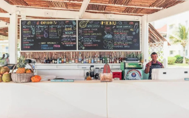 Bavaro Beachfront Penthouse 4 bdr/5 Bth 10+ Guests