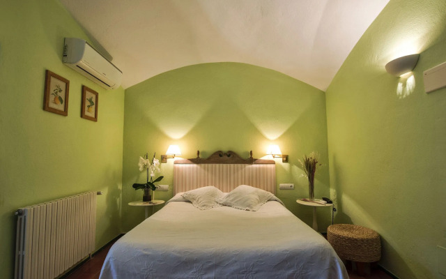 Mas Ses Vinyes - Adults Only