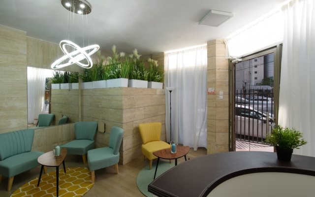 Beach View Apartments And Studio