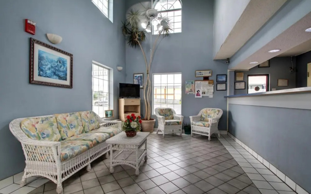 Key West Inn - Lafayette