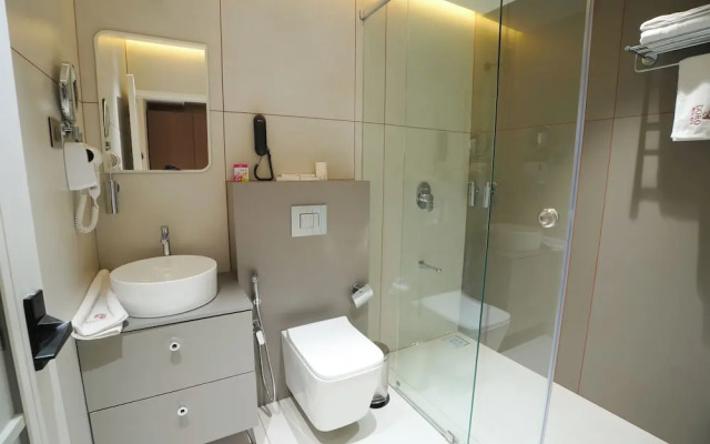 Doro Royal Suite
