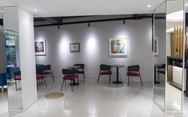 Hotel Nandini