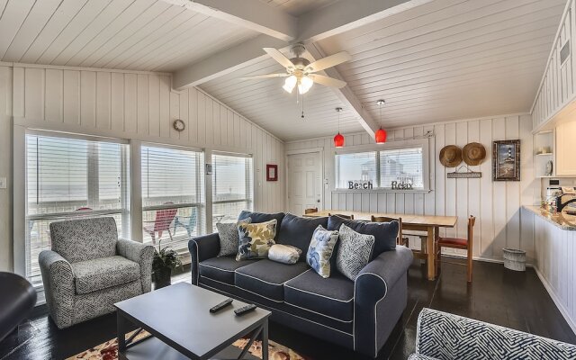 Beachfront Charm - 3 Br Home