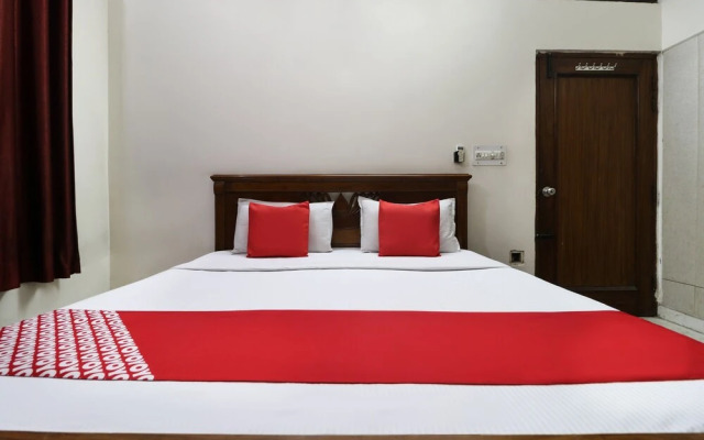 Spot On 46852 Hotel Pal Regency