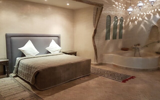 Palais Villa Talaa Resort