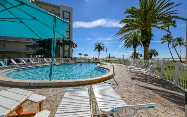 Jamaica Royale - 012 - 2 Br Condo