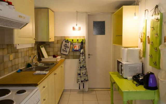 Marini Traditional Cottages