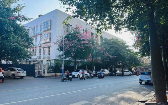 Thank Inn Chain Hotel guangxi liuzhou wal-mart jinfudi