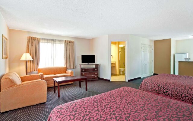 Quality Inn & Suites Orlando East - UCF Area