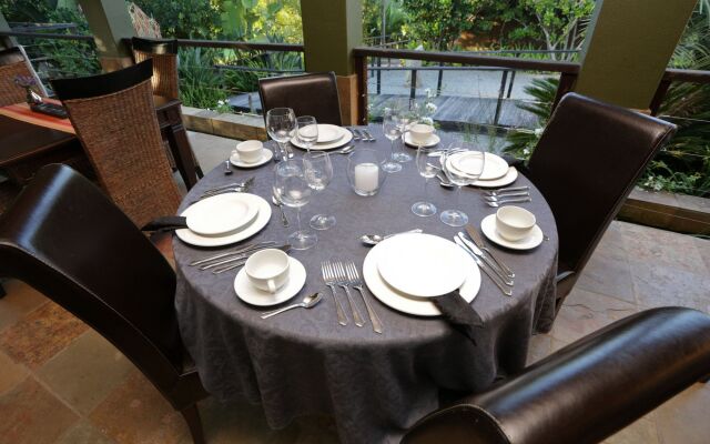 Shangri-La Manor - Adults Only