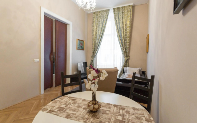 Urban Downtown City Center Apartments