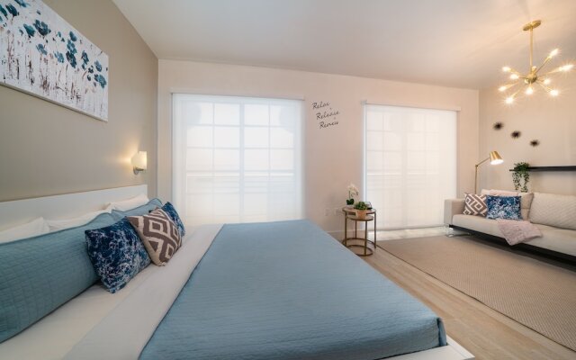Strand on Ocean by Sunnyside Hotels