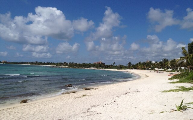 Paraiso Maya Luxury Resort