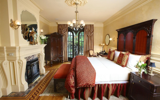 Ledson Hotel