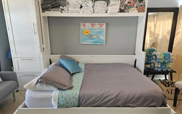 Paradise Cove at Lemon Bay